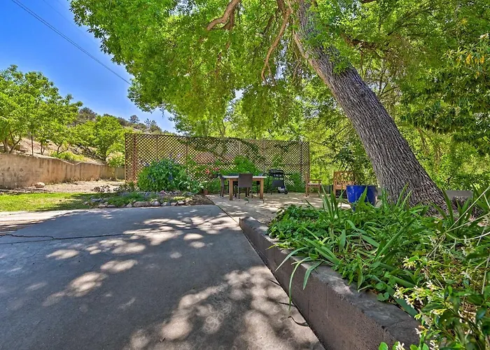 The Farm On Oak Creek Peaceful Cornville Rental!