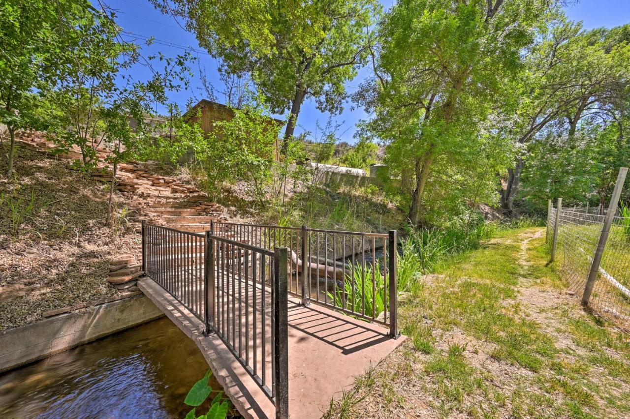 The Farm On Oak Creek Peaceful Rental!
