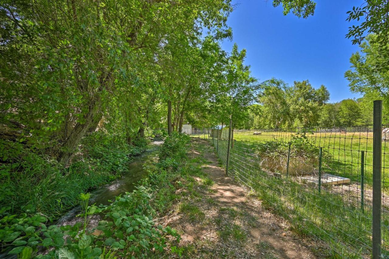 The Farm On Oak Creek Peaceful Rental! Cornville